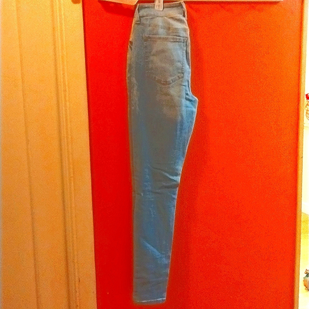 SO brand, size 7, light blue jeggings